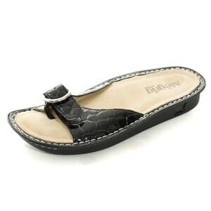 NWOB Alegria Black Patent Leather Buckle Sandals Women's Sz EU 36 / US 6 - 6.5